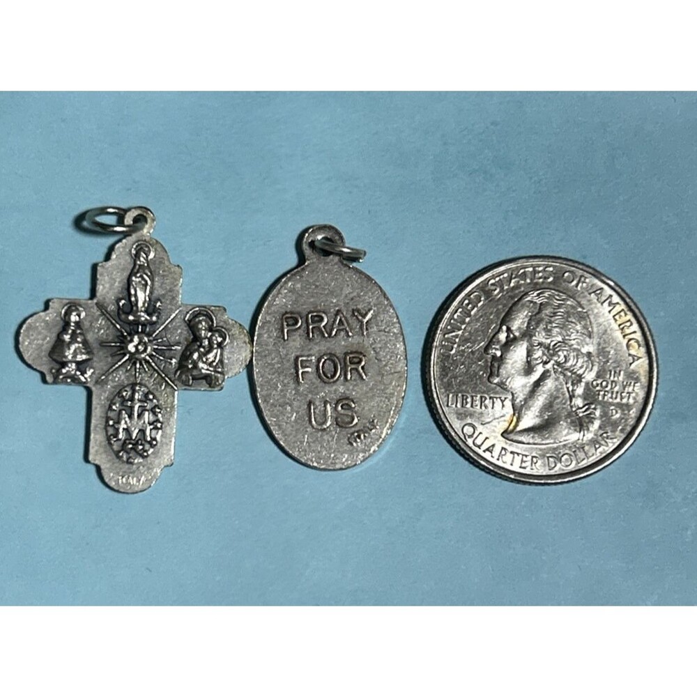 SAINT KATERI TEKAKWITHA Medal & 4 Way 2 Religious Medals , Made In ITALY - Picture 2 of 2